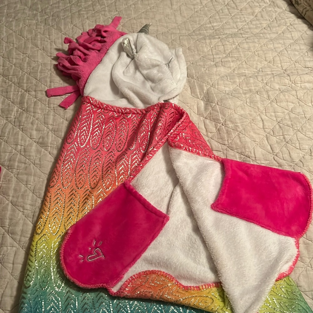 Justice unicorn wrap blanket with hand pockets